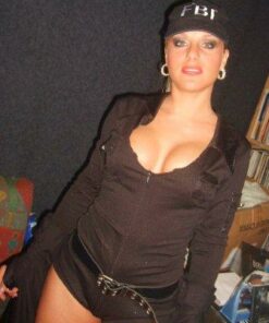 Striptease tenue policière