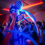 Robot Led Lausanne - Échassier lumineux (Vaud)