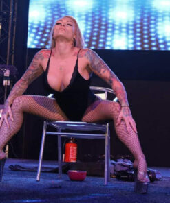 Stripteaseuse Bouguenais