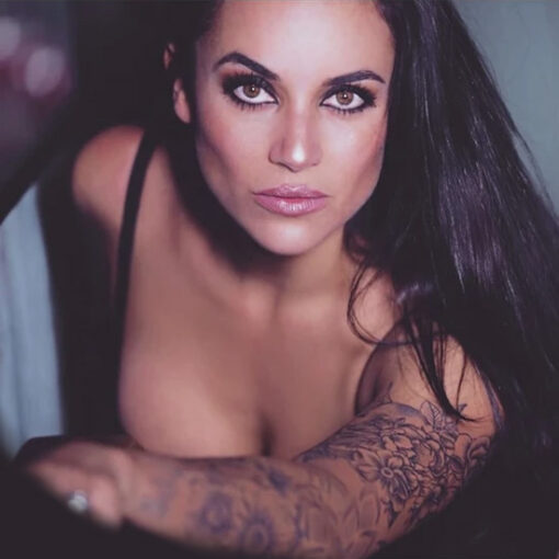 Stripteaseuse Saint-Nazaire Lana