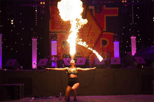 Spectacle cracheur de feu Bruxelles