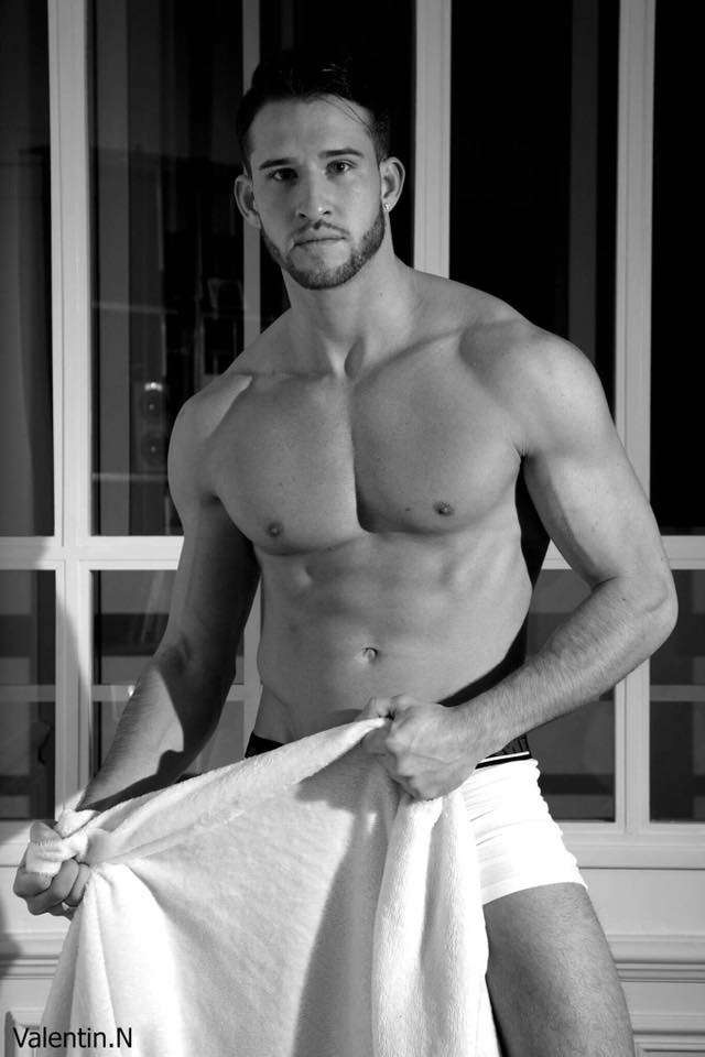 Stripteaseur à domicile Toulouse